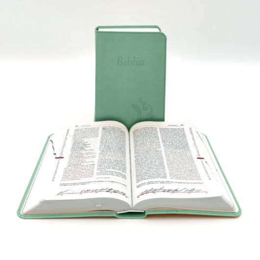 Középméretű, varrott, Oliva Károli Biblia 2.0